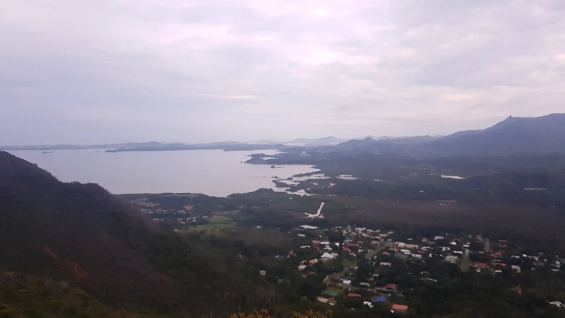 Après de gros efforts... le réconfort d'une majestueuse vue panoramique de La Coulée