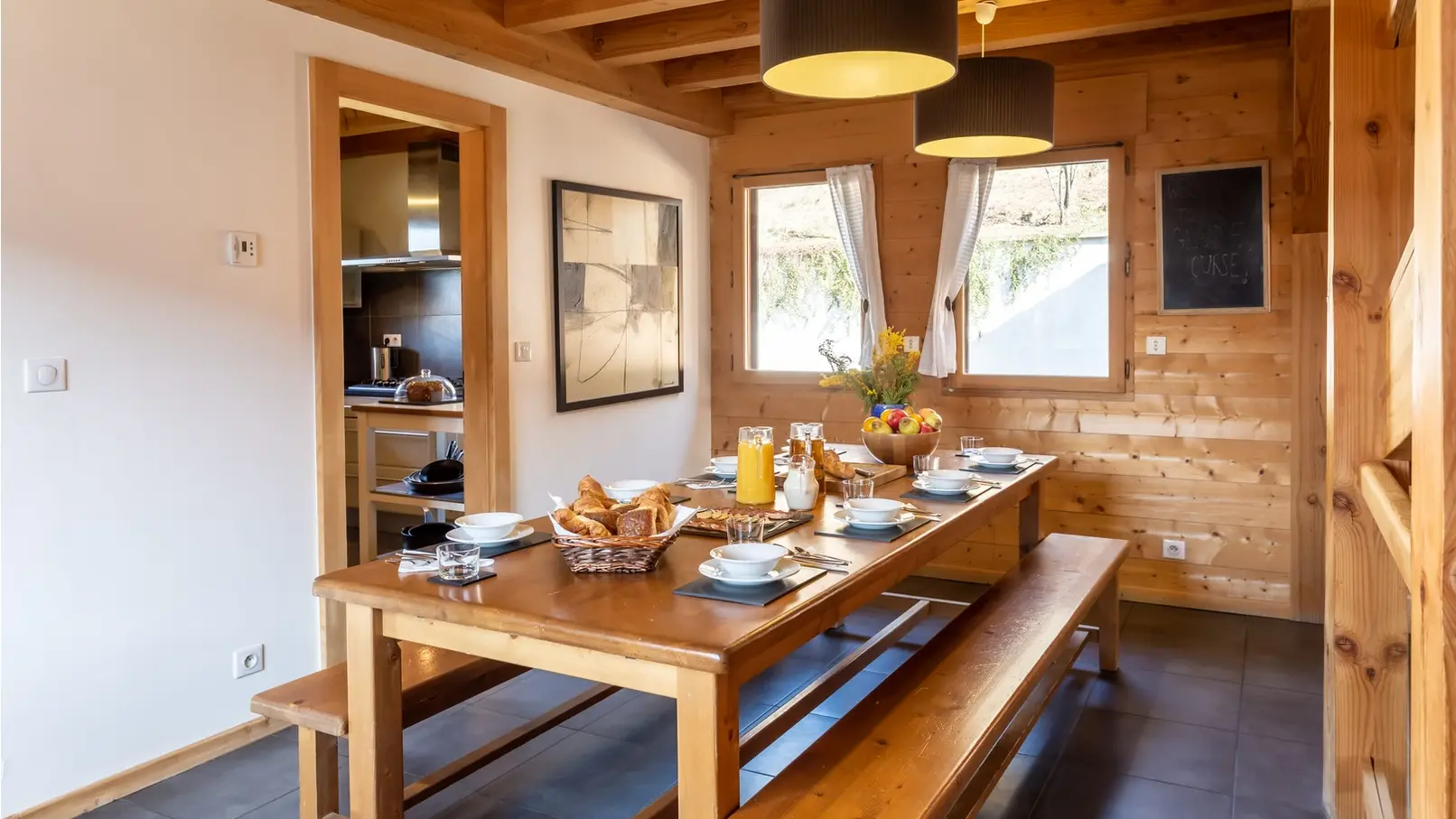 Table pour 8 personnes et +