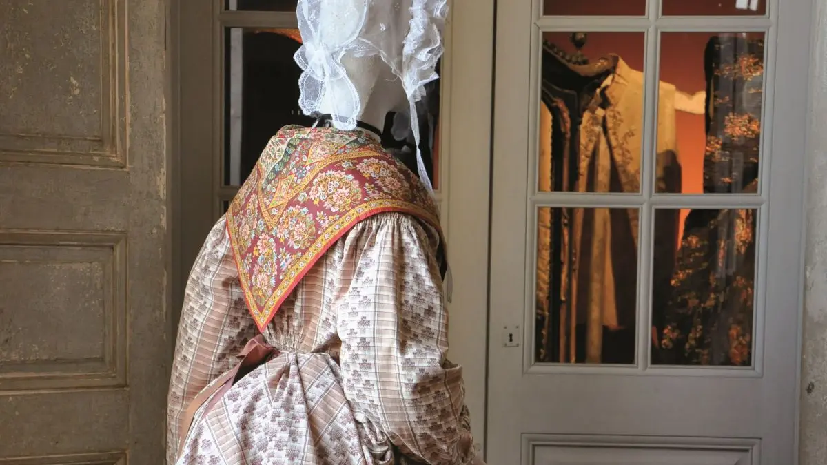 Découverte du musée du Costume et du Bijou