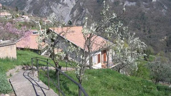 Gîte du Colombier-Accès au gîte-Belvédère-Gîtes de France des Alpes-Maritimes