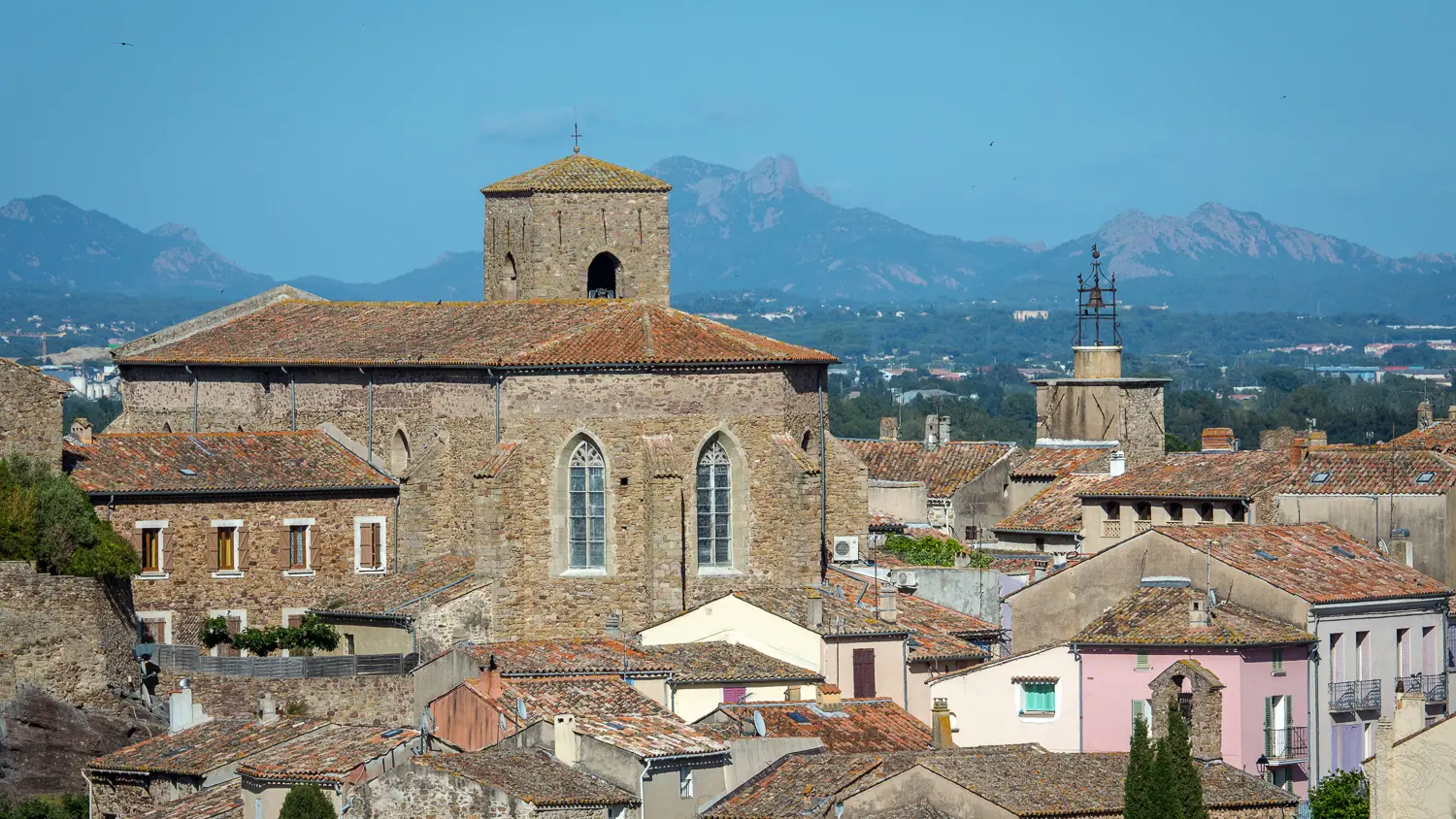 Le Castrum_Roquebrune-sur-Argens
