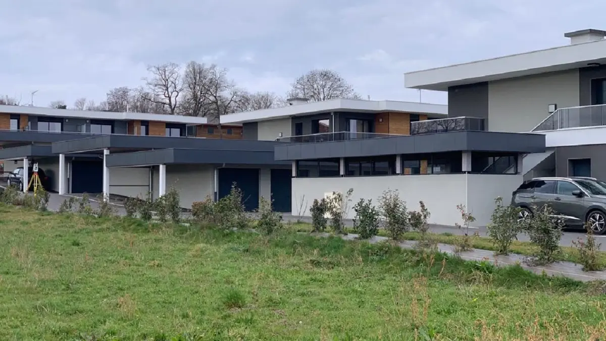 Meublé / vue extérieur