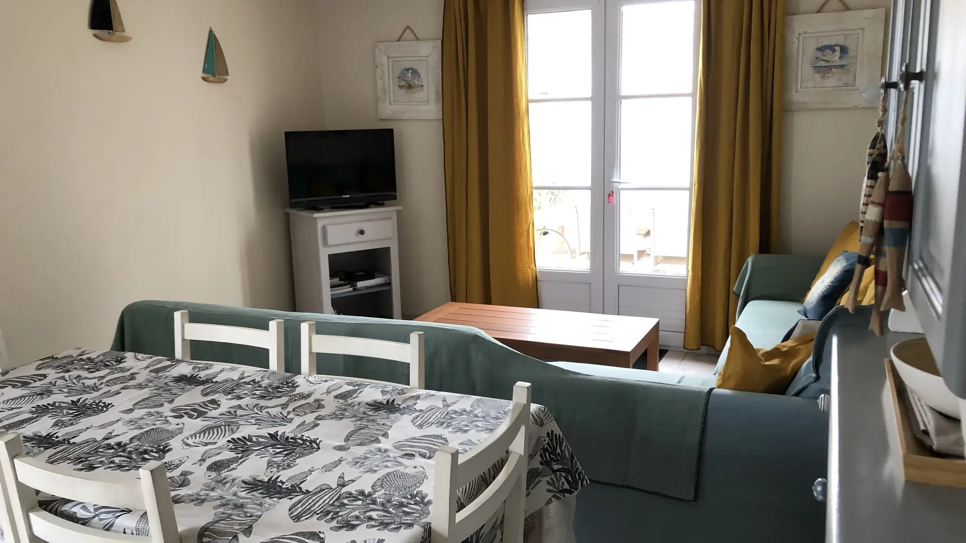 Wohnzimmer