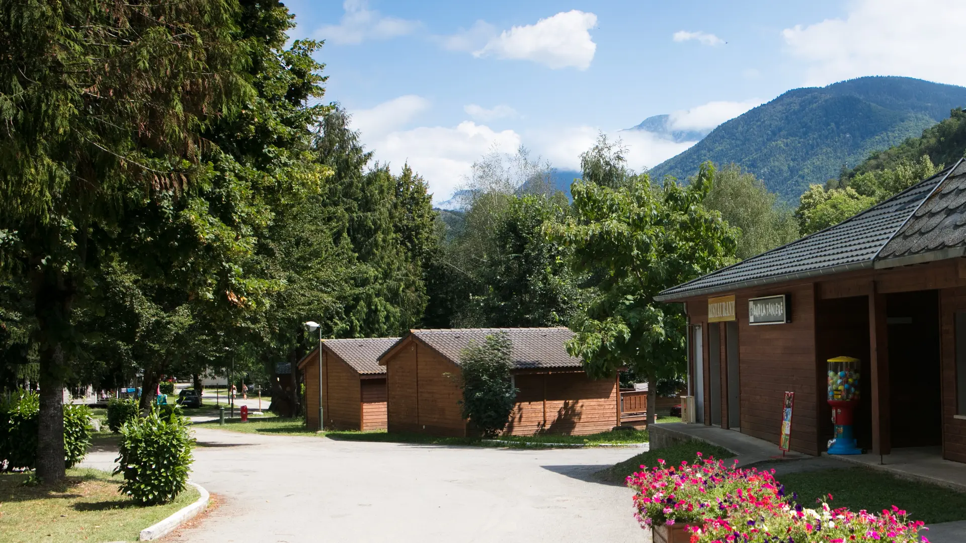 l'entreé du camping