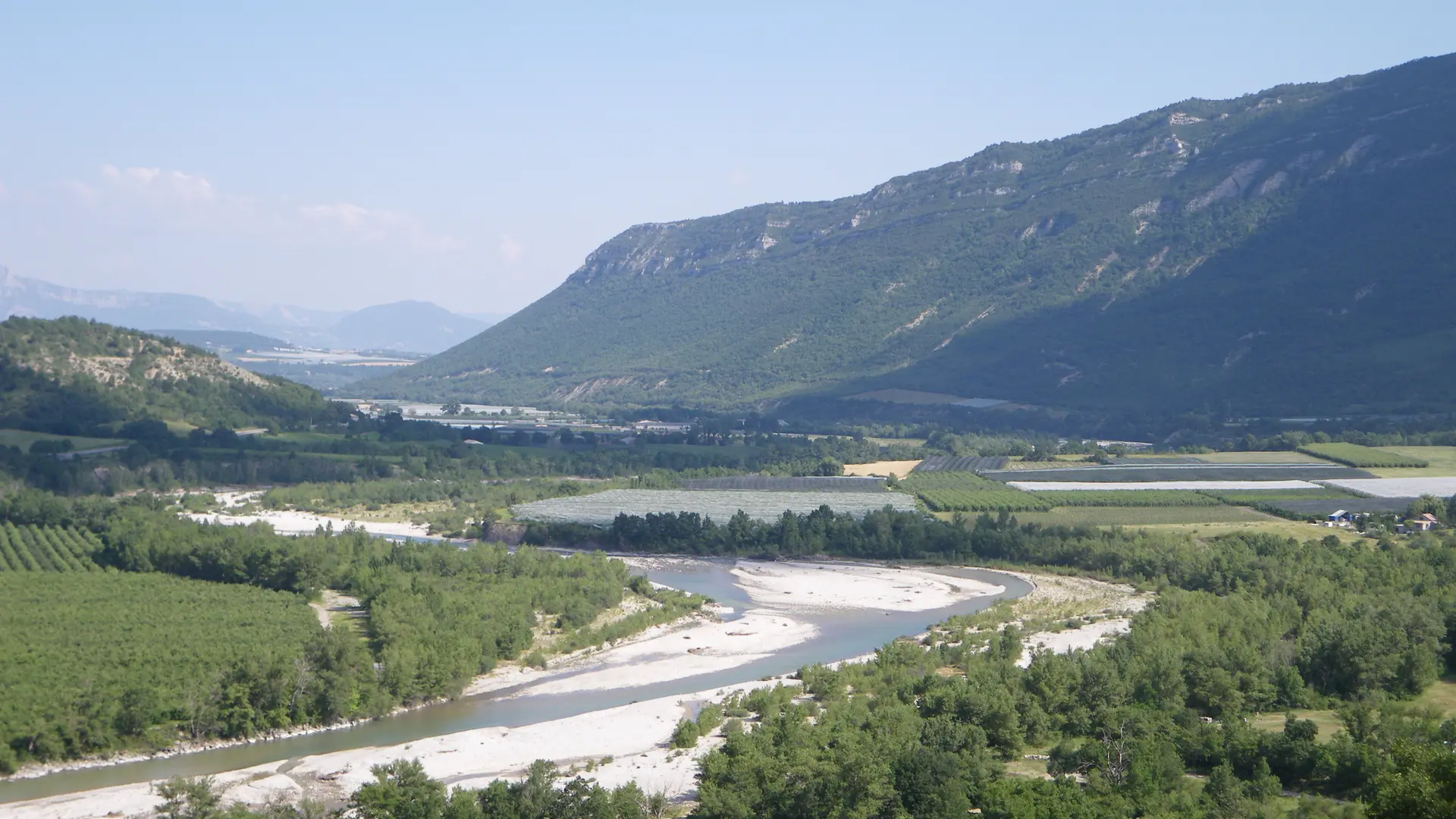 Vue sur le Buëch depuis Saléon