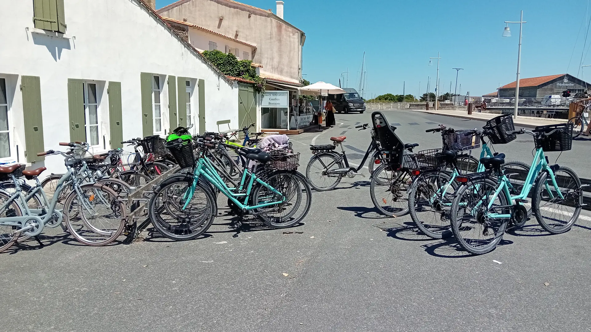 Parking vélos - Port d'Ars-en-Ré