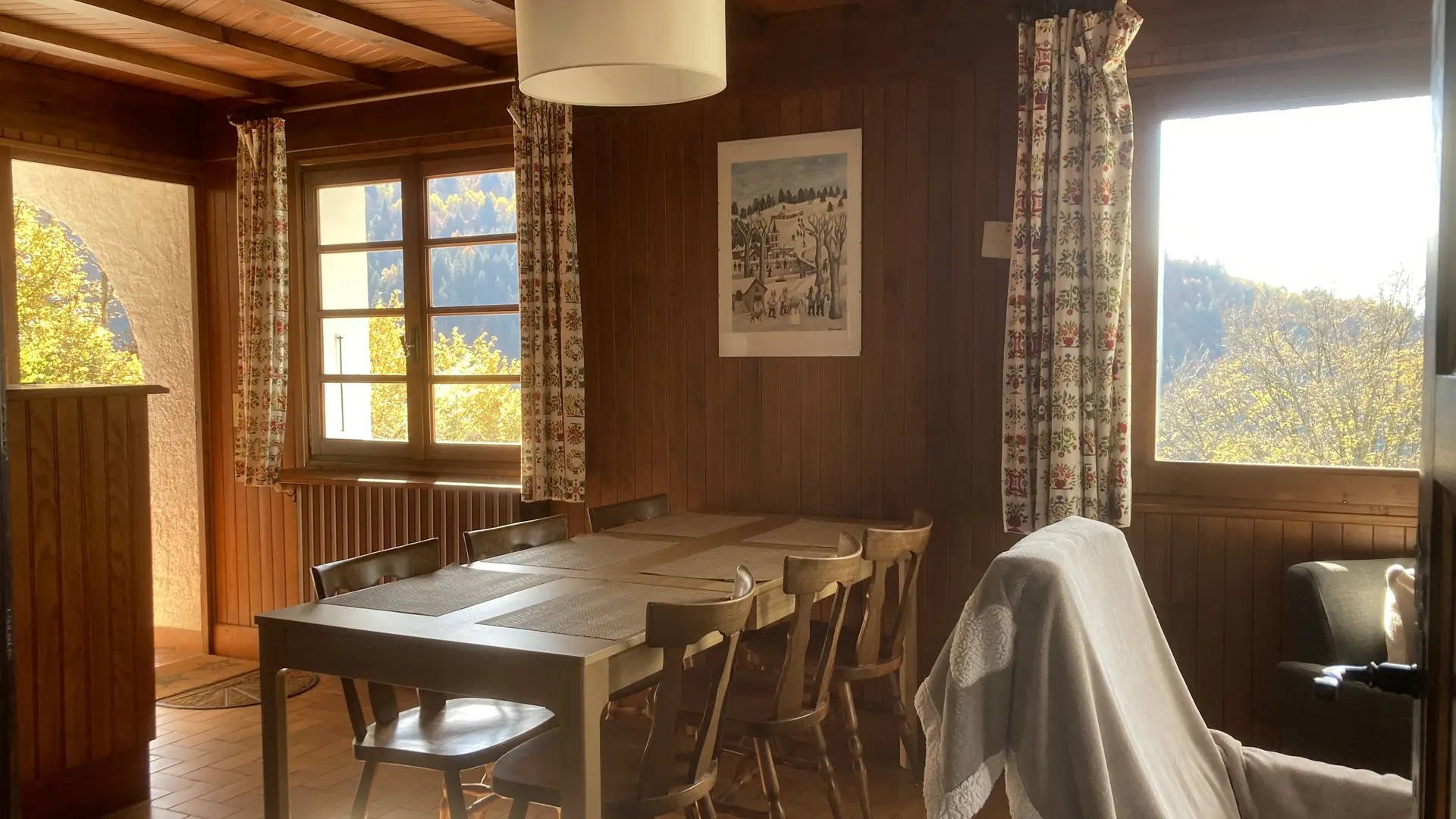 Séjour coin salle à manger