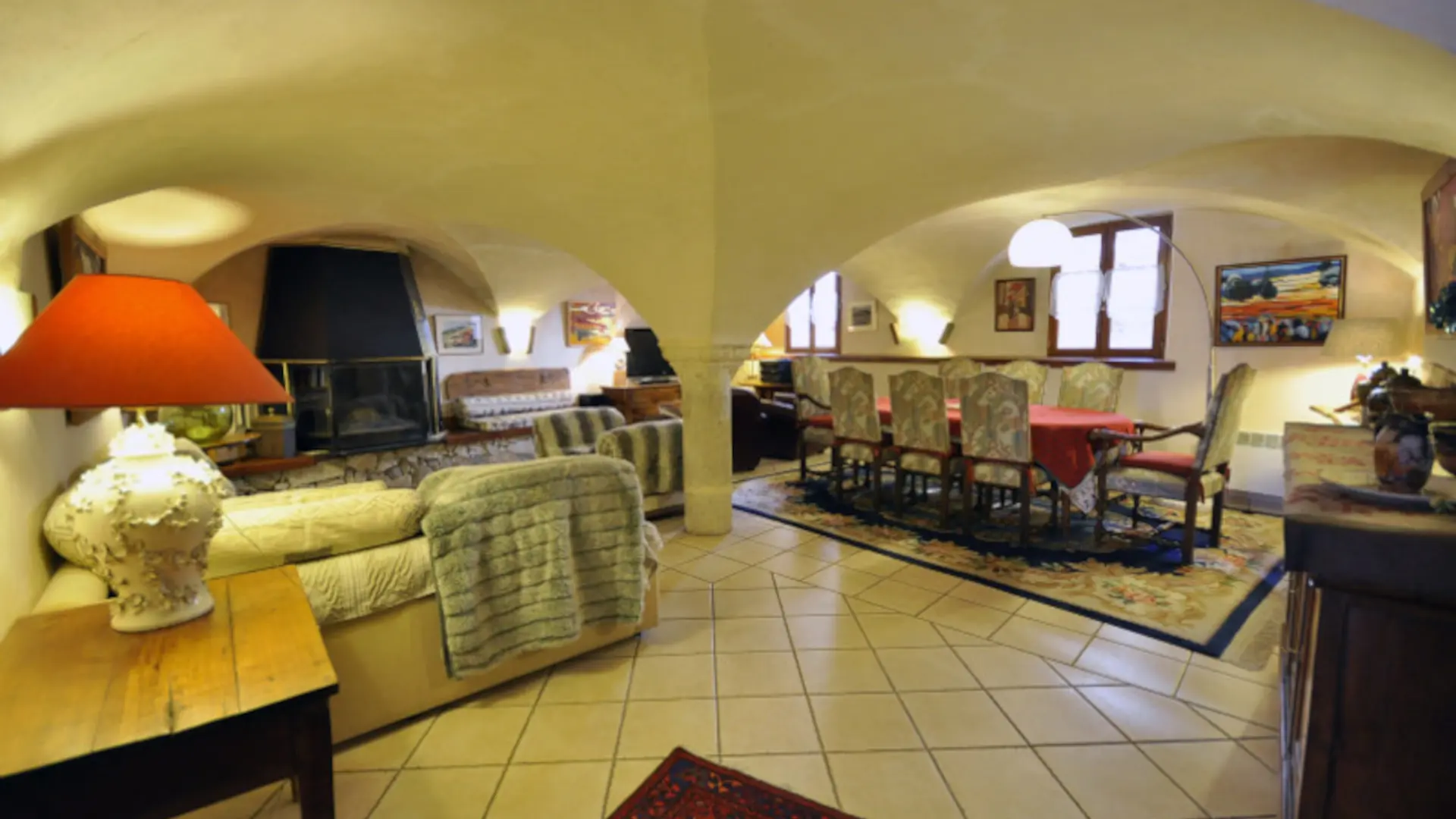 4-pieces-maison-vallon-salle-a-manger-serre-chevalier-villeneuve