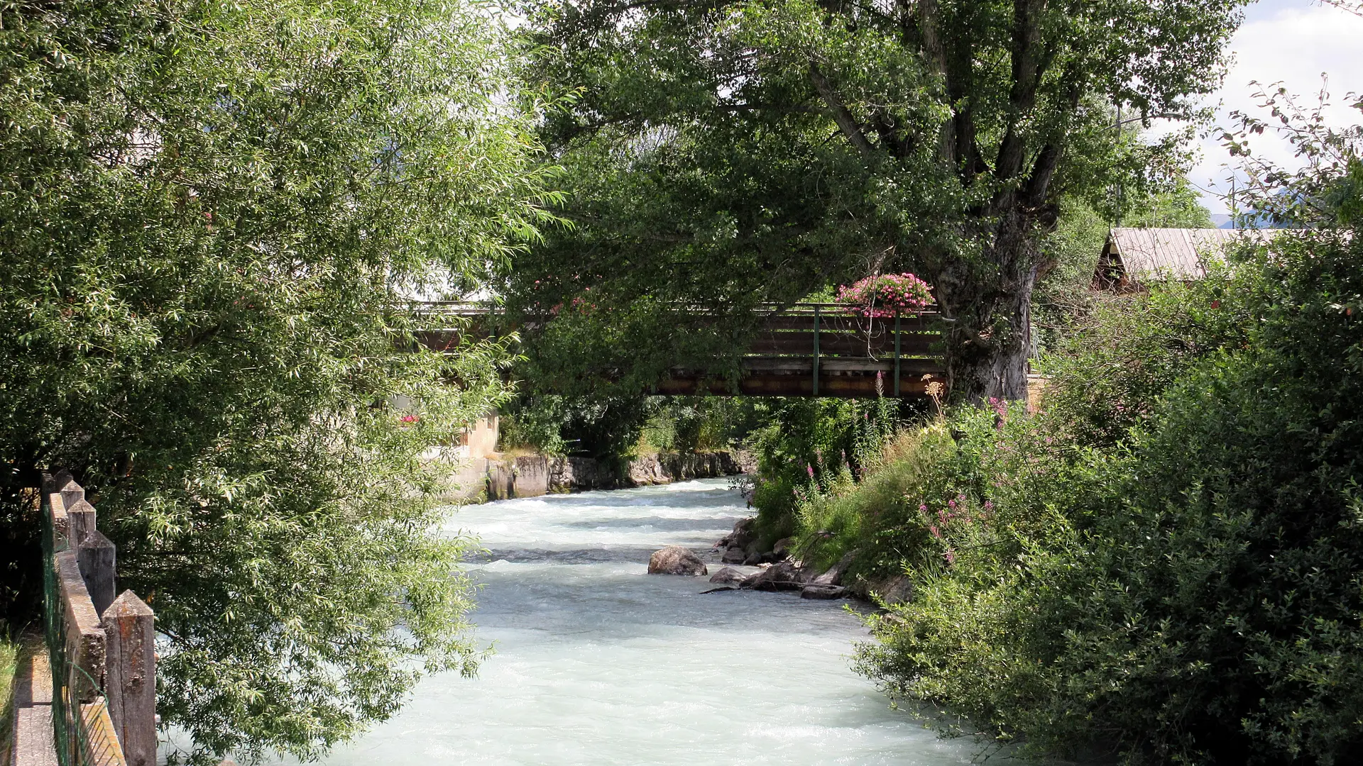 4-pieces-guey-environnement-serre-chevalier-villeneuve