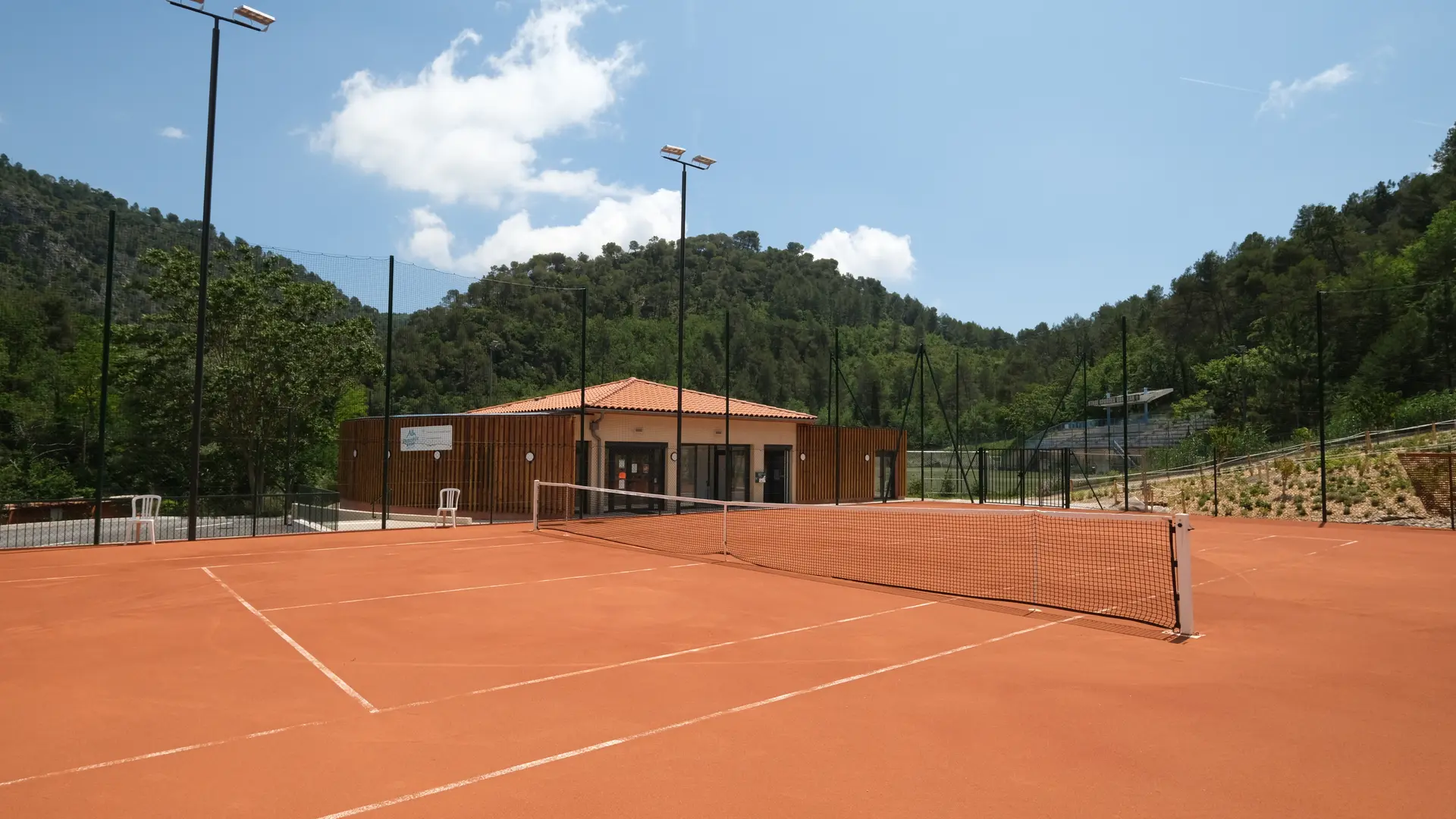 Court de tennis Dynamic Trail Tourrette-Levens