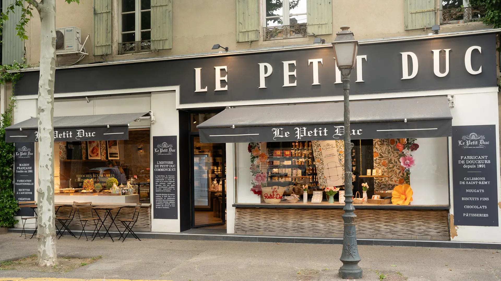 Devanture de la boutique Le Petit Duc à Saint Rémy de Provence