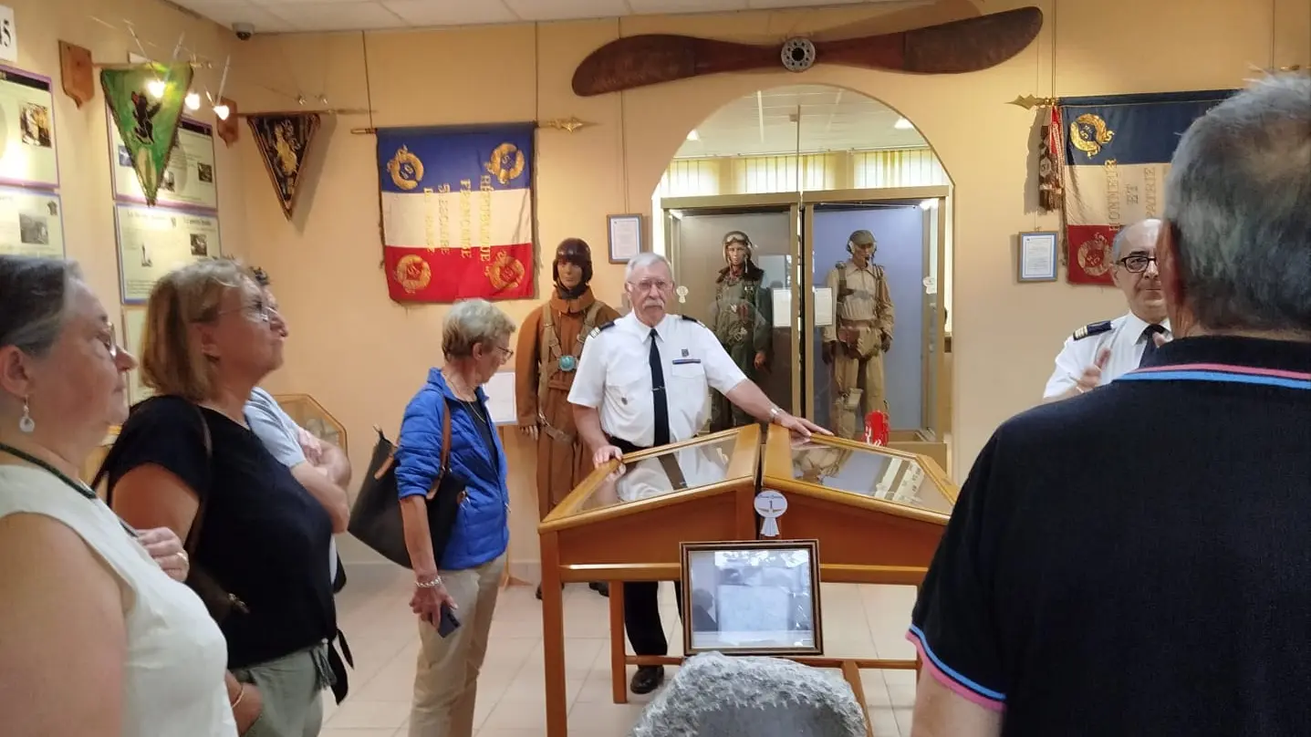 Musée de la B.A 115 : Espace Muséal Caritat_Orange