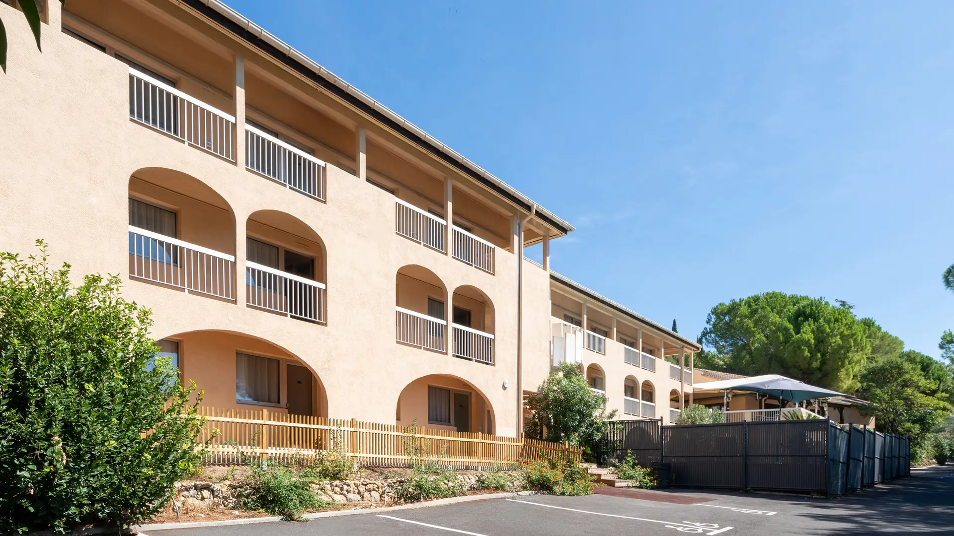 Extérieur de l'hôtel Belvédère Cannes Mougins