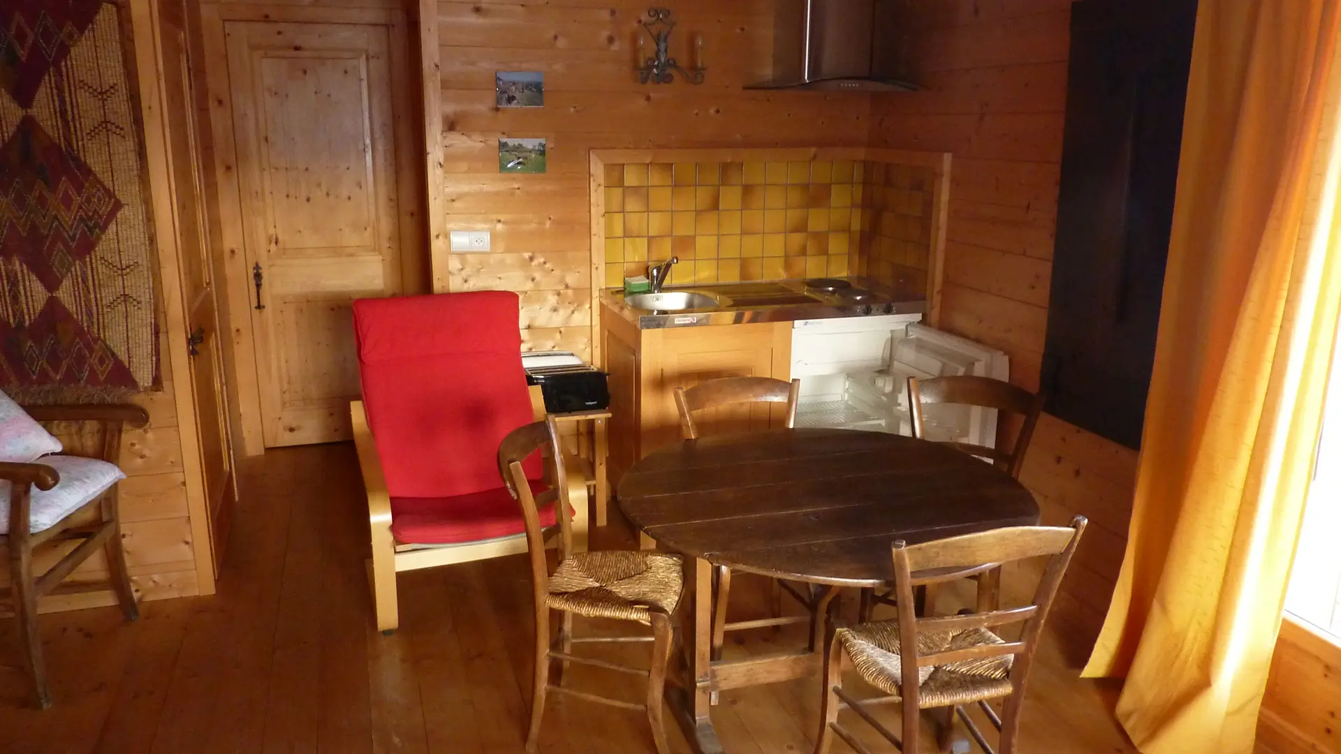 Deuxième salon/Second lounge-Chalet Hermine-Le Grand-Bornand