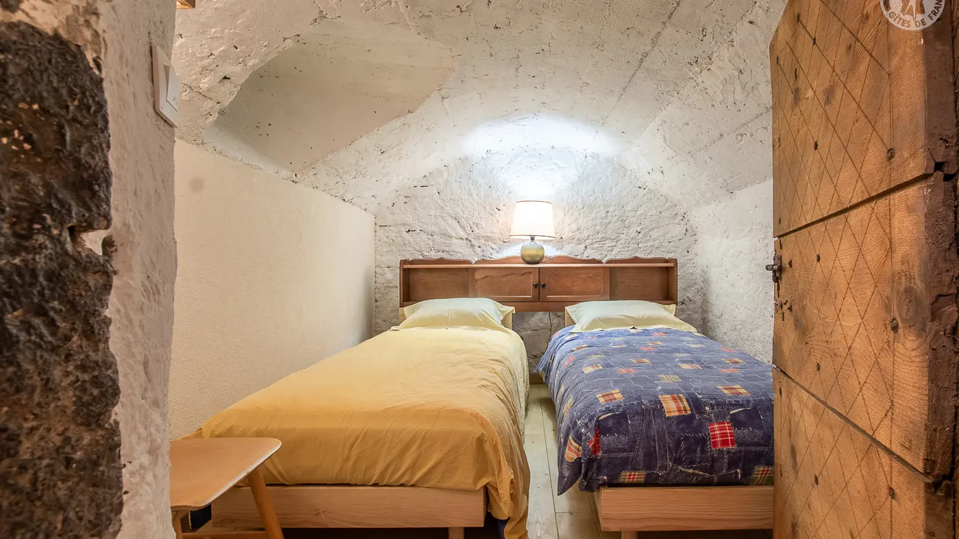 CHAMBRE LA GROTTE DE LA MARMOTTE