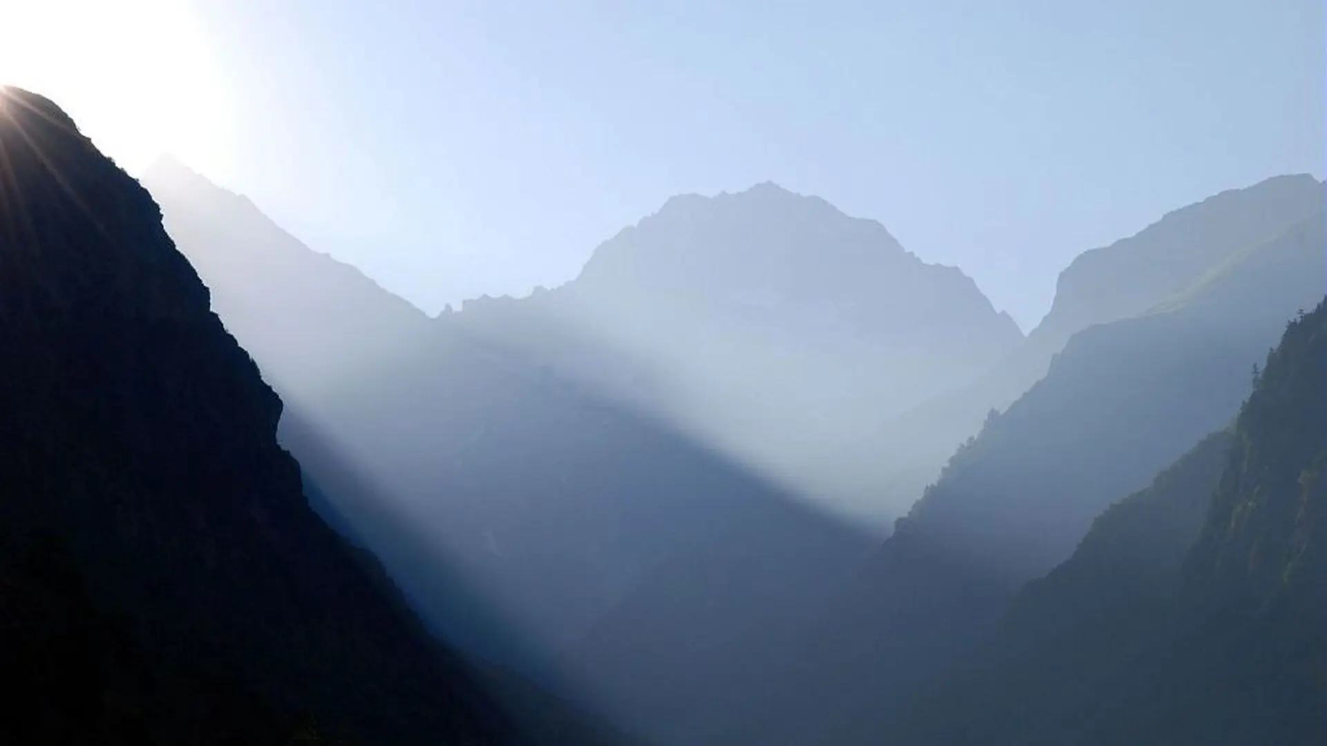 Font du Valgaudemar au lever du soleil