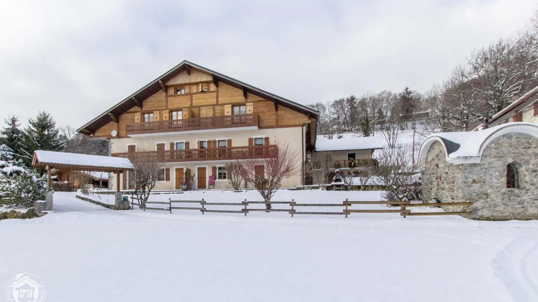 Le chalet en hiver