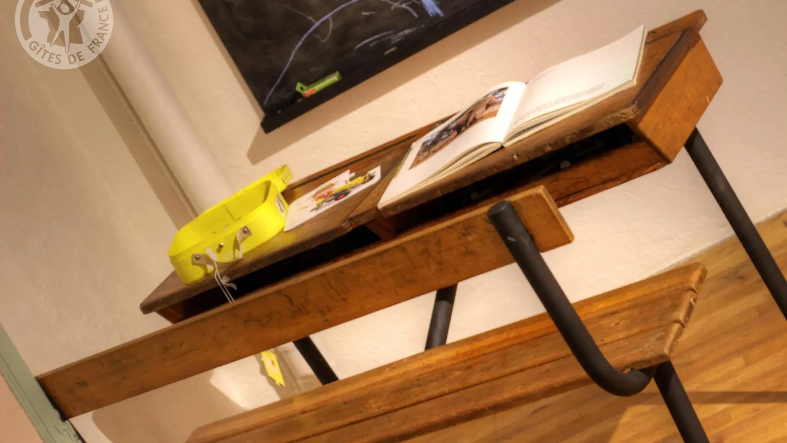 Chambre 4 (3 lit 90) + espace jeux enfants