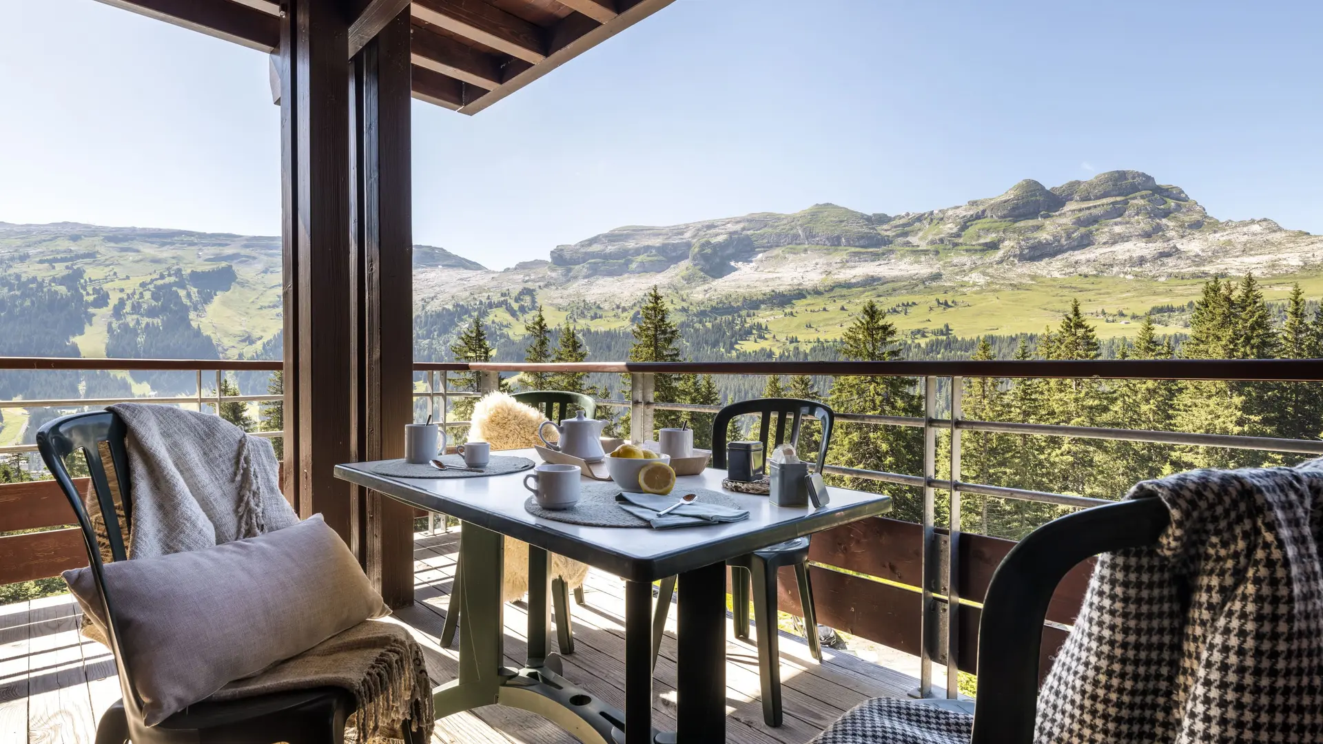 Vue depuis une terrasse de la résidence