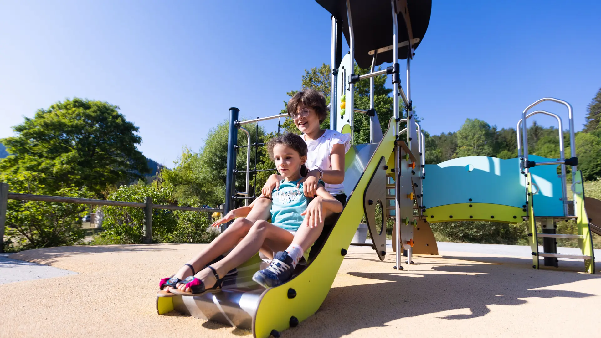 Aire de jeux enfant