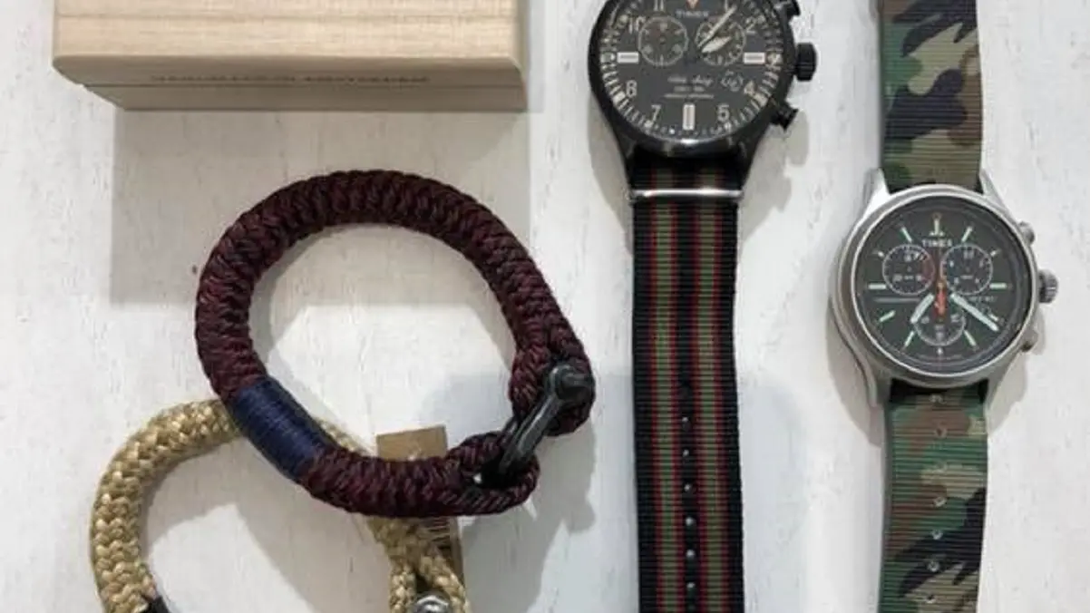 Acessoires et montres