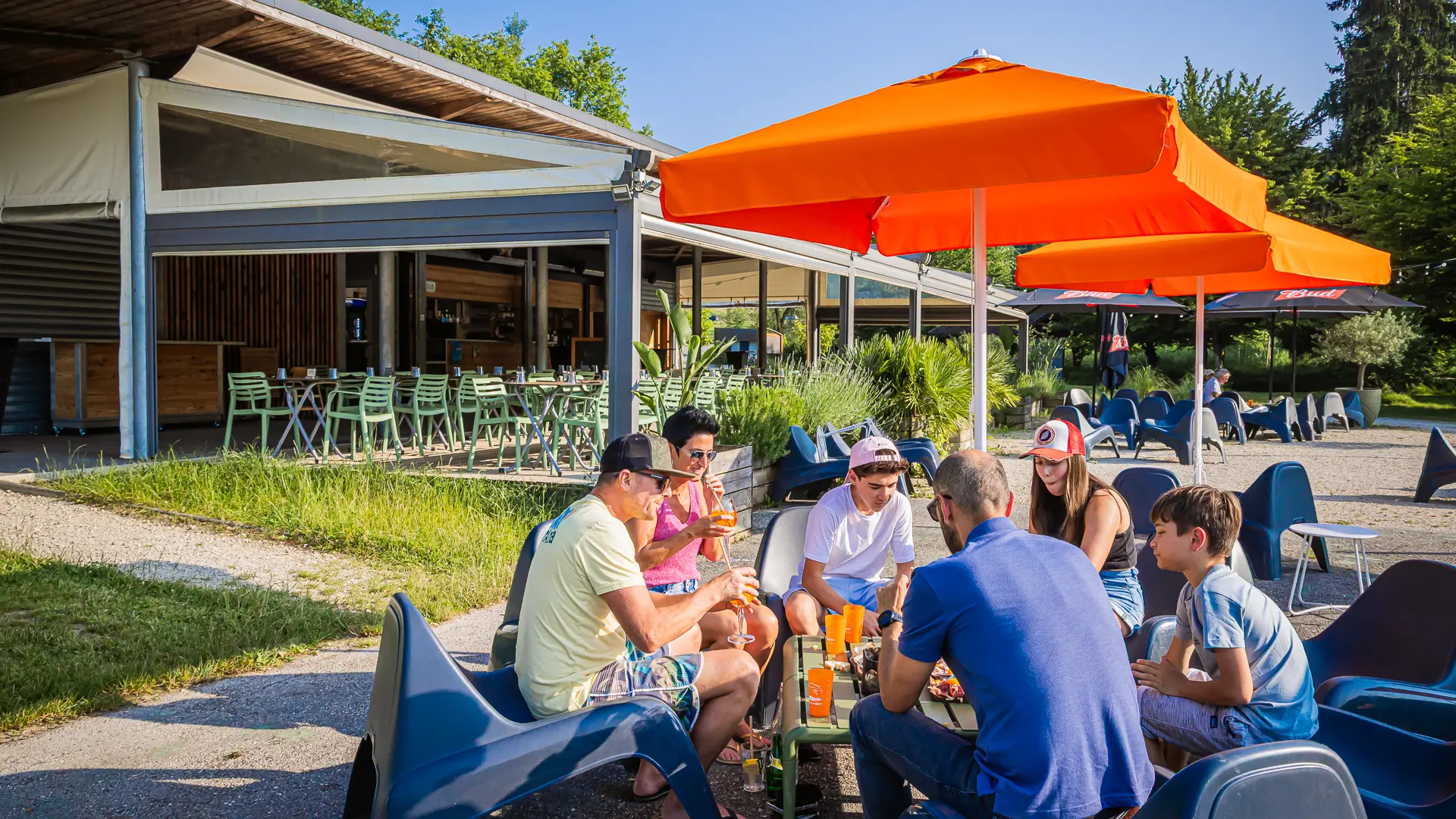 Restaurant et bar sur la plage de Lépin-le-Lac