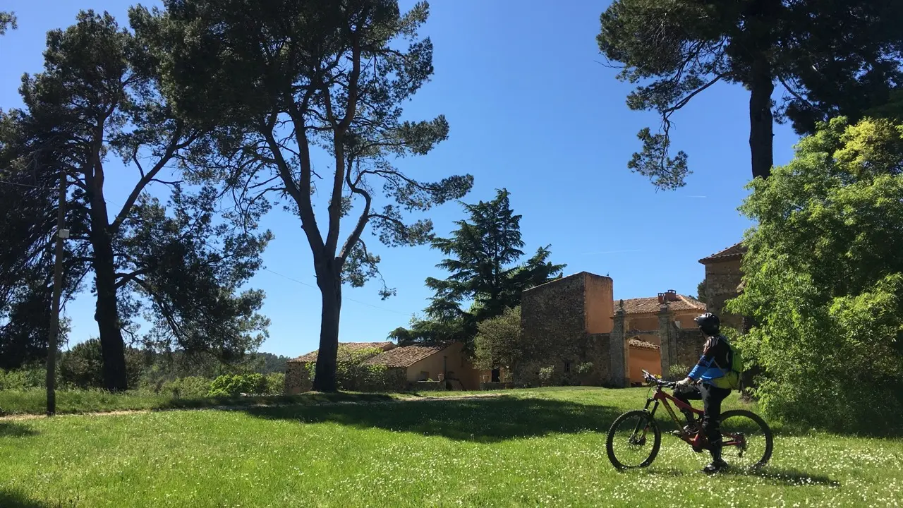 Grand Tour du Pays d'Apt en VTT
