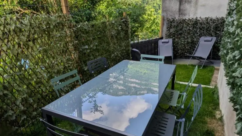 Table extérieure / jardinet
Vue Montagne