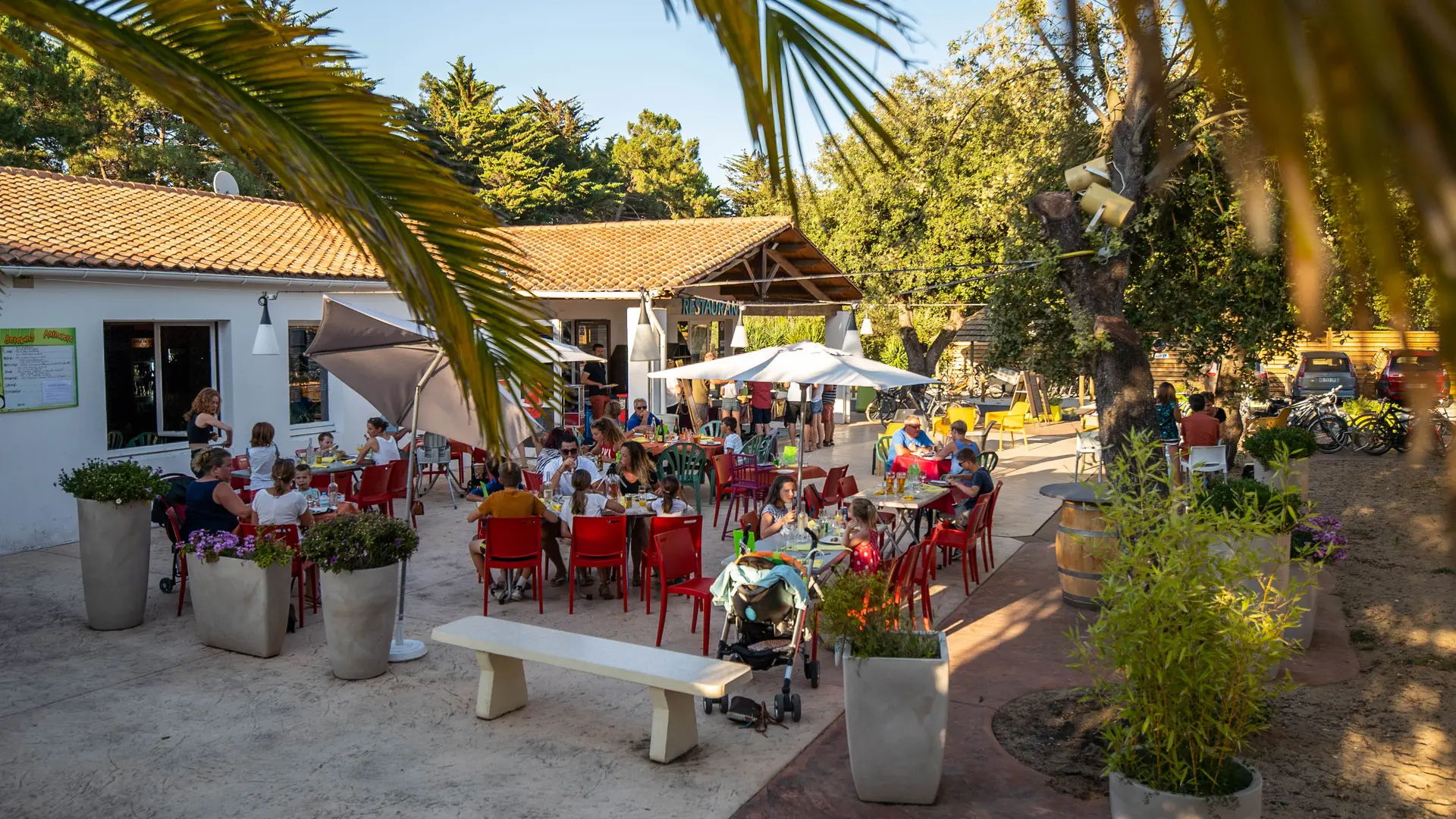 Terrasse restaurant camping ile blanche