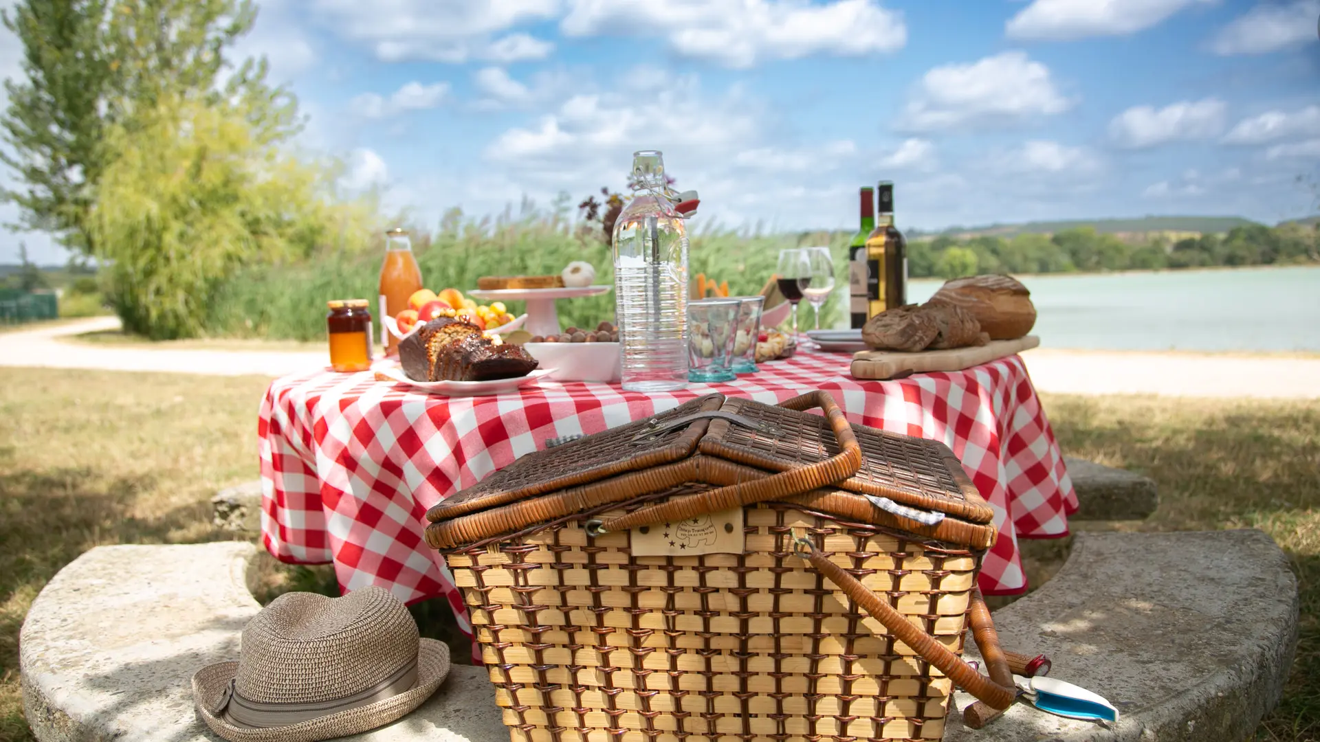 pique nique au lac