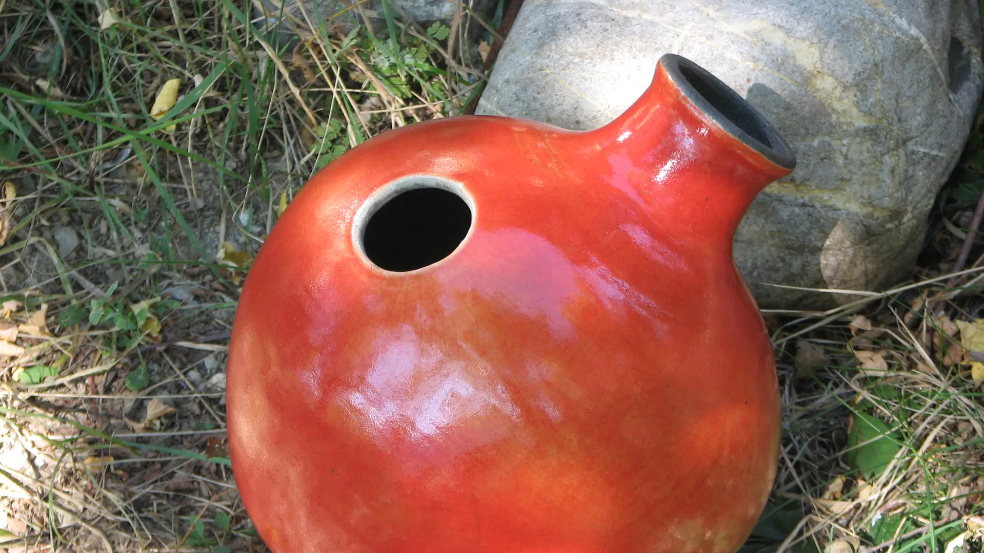 udu : instrument de musique à percussion manuelle D~40cm