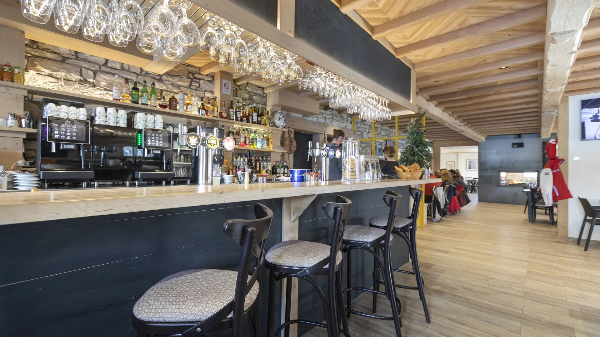 Bar - Les Equinoxes Val d'Isère
