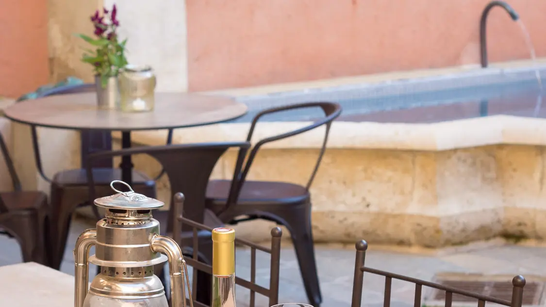 Au Coeur d'Avignon - Bar à vin