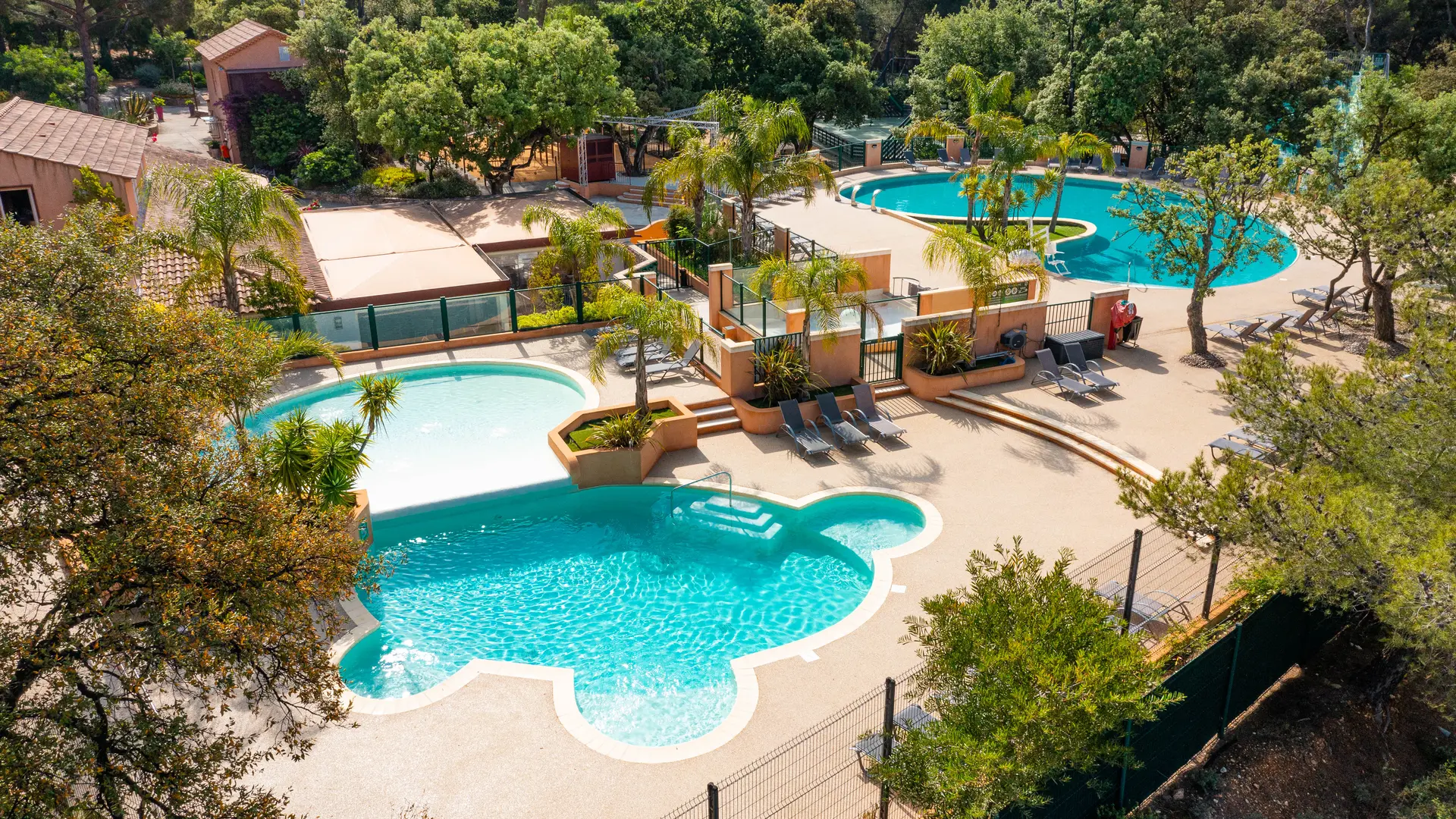 Parc aquatique - piscine zen