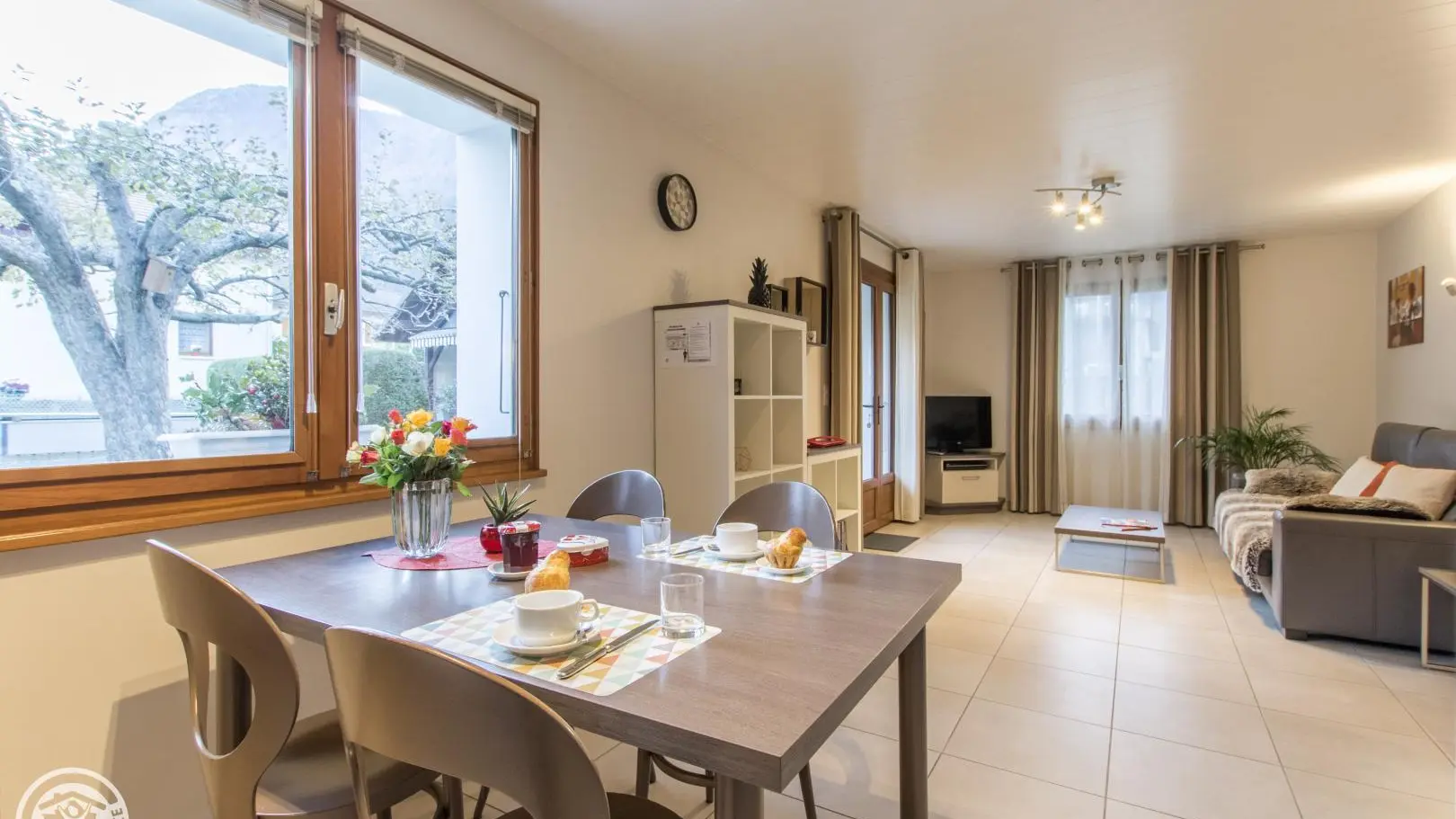 Cuisine ouverte sur le séjour