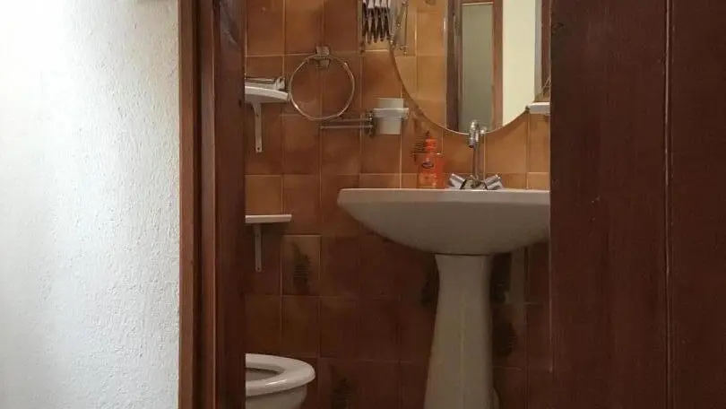 Gîte Lambert 2-WC-Belvédère-Gîtes de France des Alpes-Maritimes