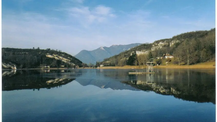 LAC DE BARTERAND