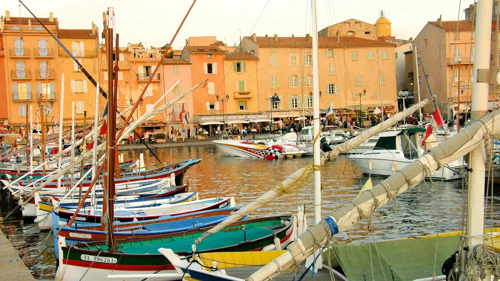 Excursion en mer : Saint-Tropez Marché & plages