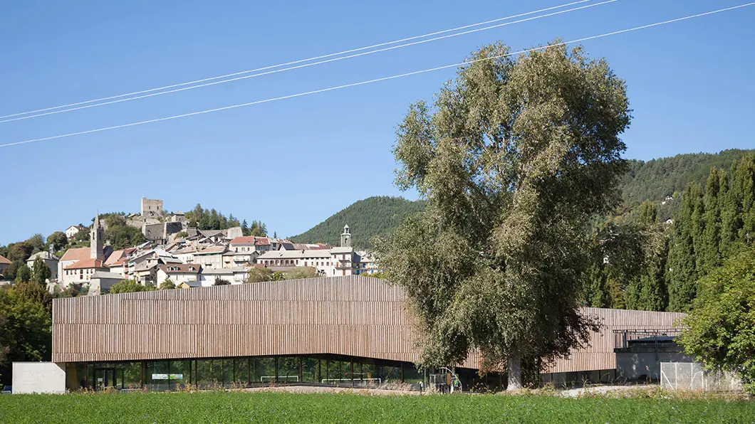 Plaine Sportive et aire de jeux de Seyne les Alpes_Seyne