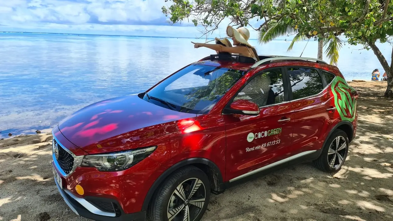 Coco Green Car_Moorea Maiao
