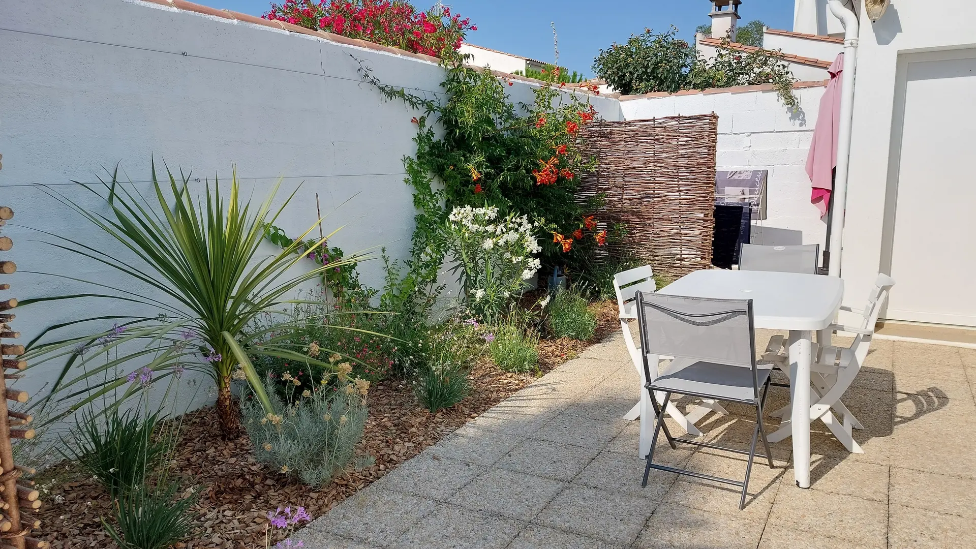 Terrasse 2 arrière