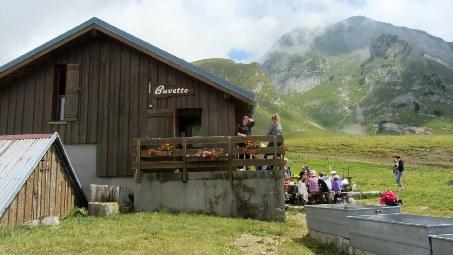 Aulp de Marlens - Auberge  - Randonnées