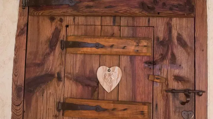 Décor porte chalet
