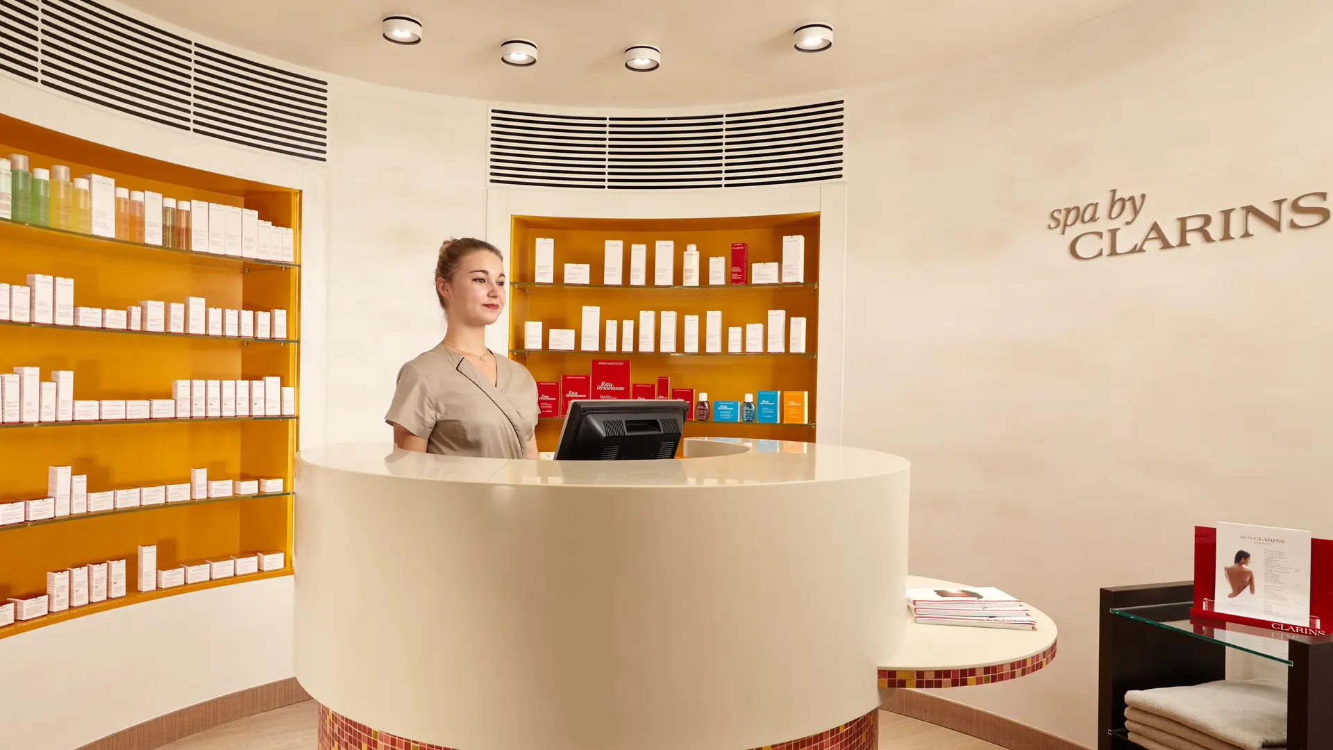 hotel mont blanc accueil spa