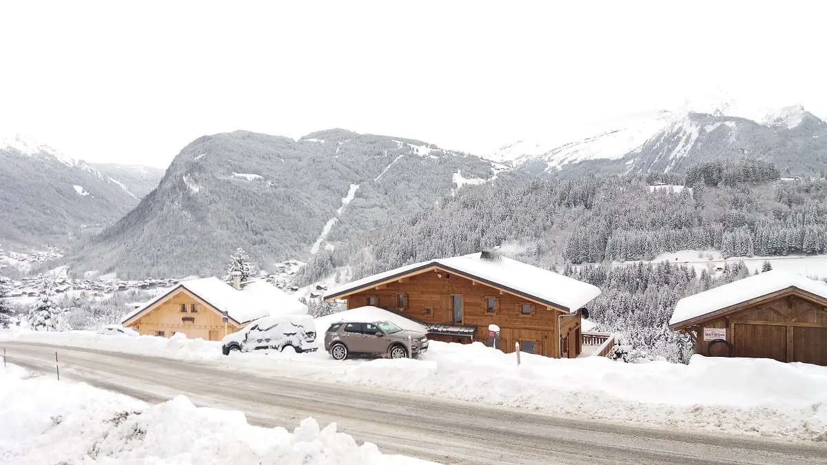 chalet extérieur hiver
