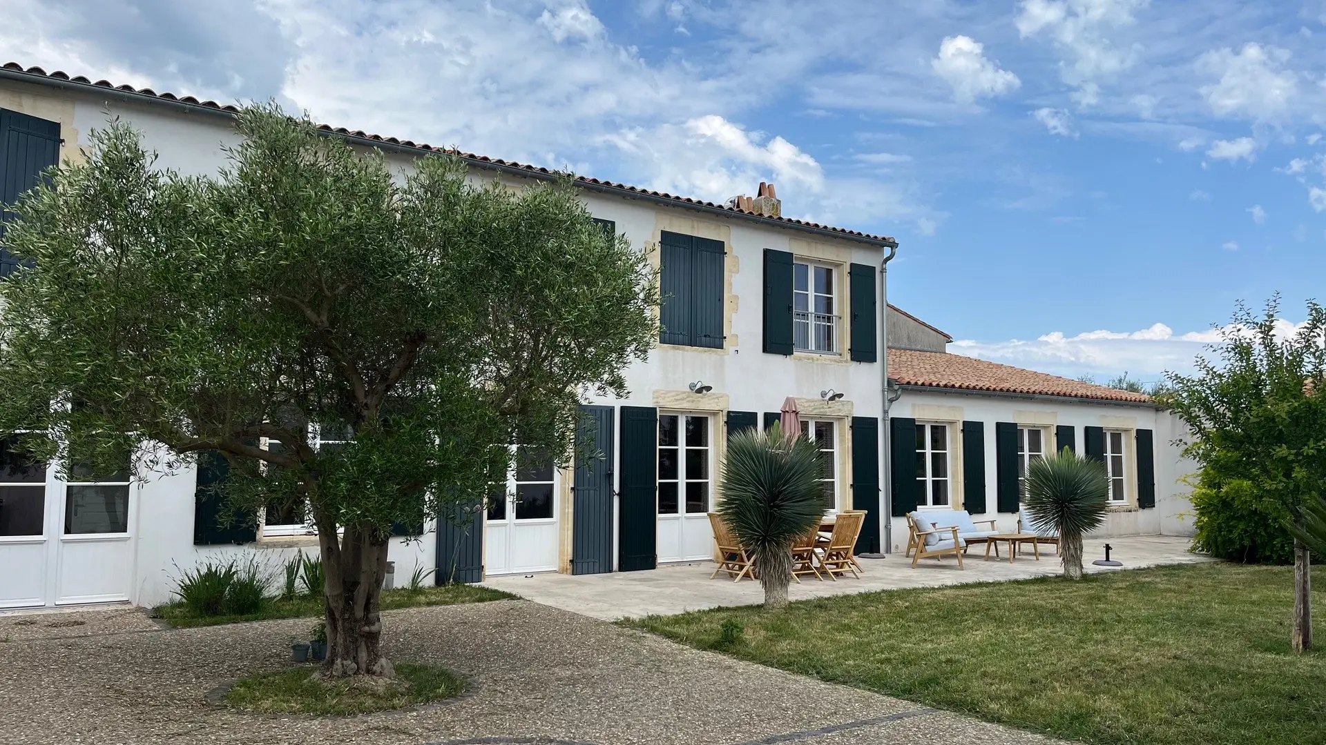 View of the house and garden from the courtyard