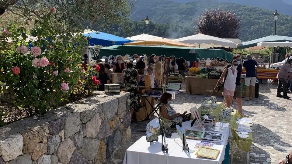 Petit marché rural du Mardi