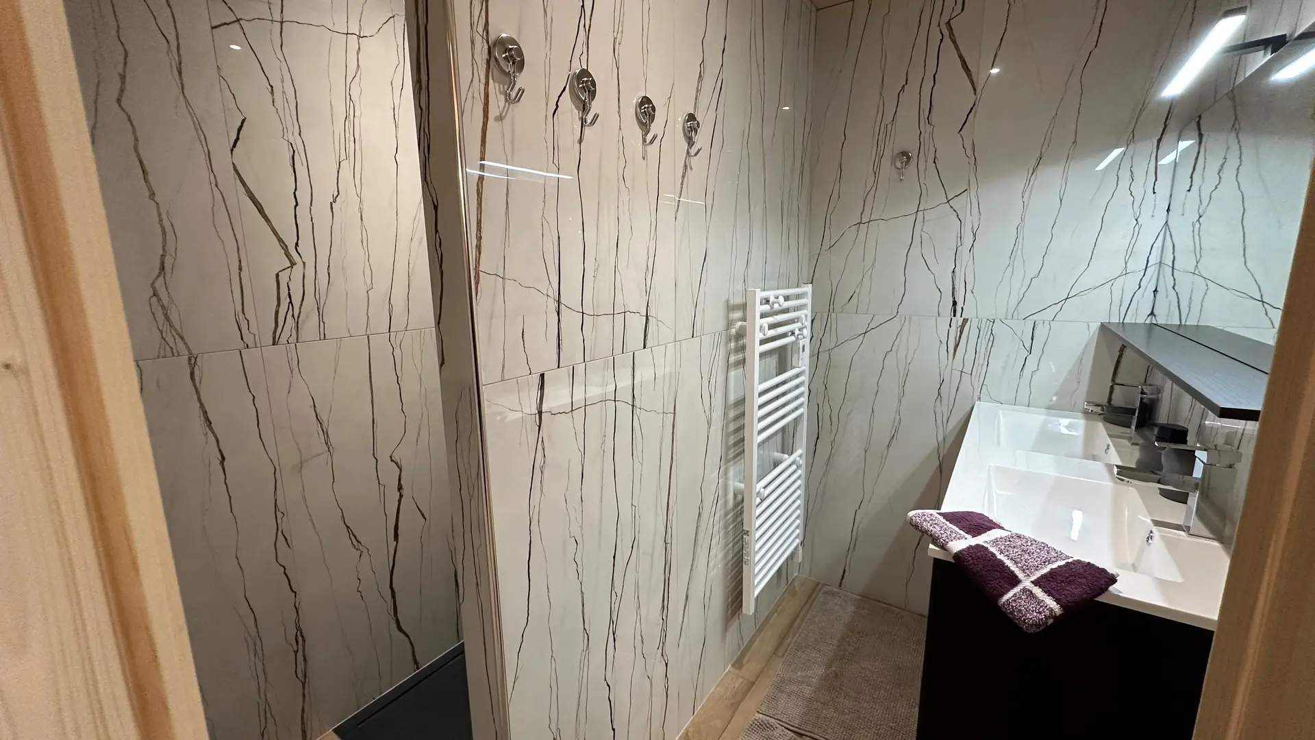 6 pièces La Rose des Neiges