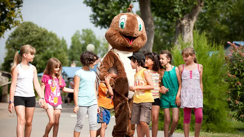 Club infantil en el camping Les Peupliers