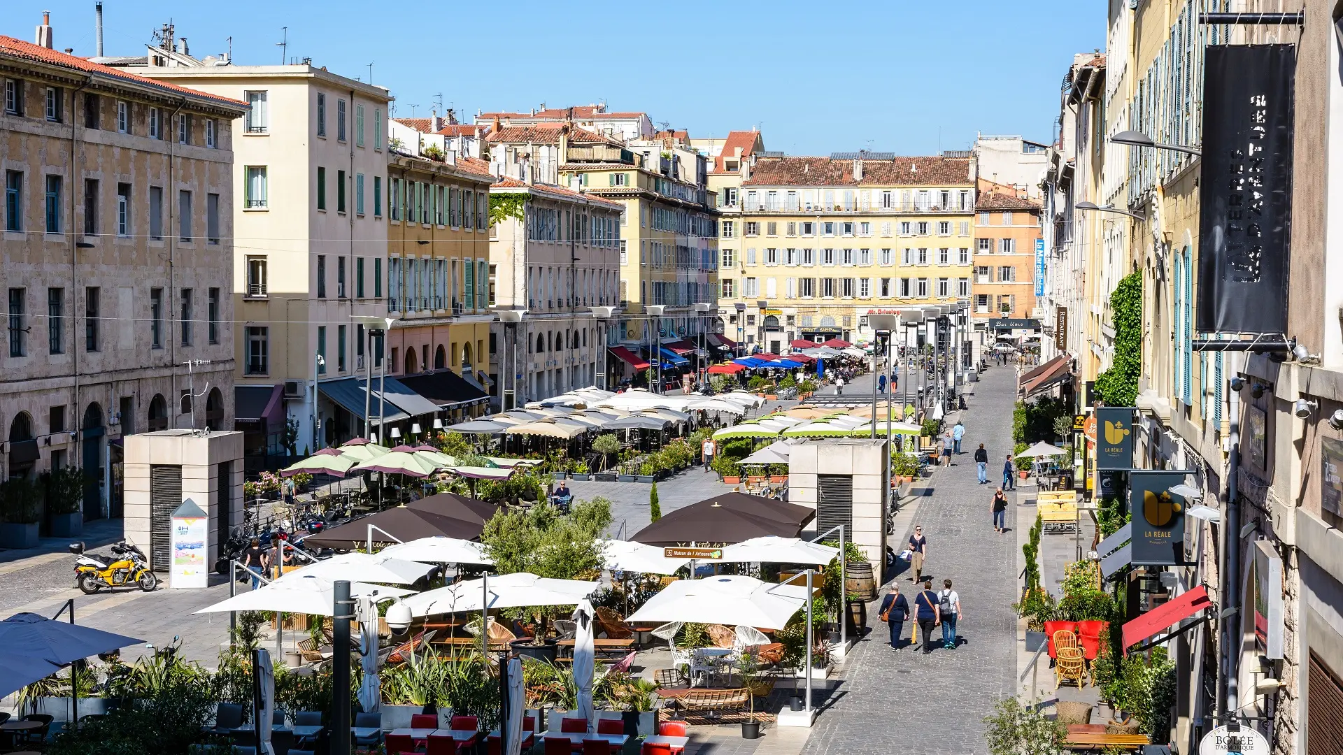 Cours Estienne d'Orves